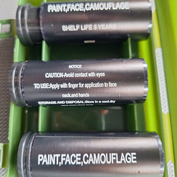 Football Camouflage Face Paint Sticks Black Set 3 Case‎ Anti Reflective - Picture 5 of 5